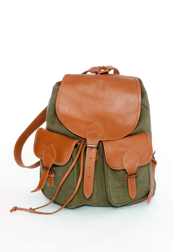 Field Backpack in Hunter Green Canvas Field Backpack in Hunter Green Canvas