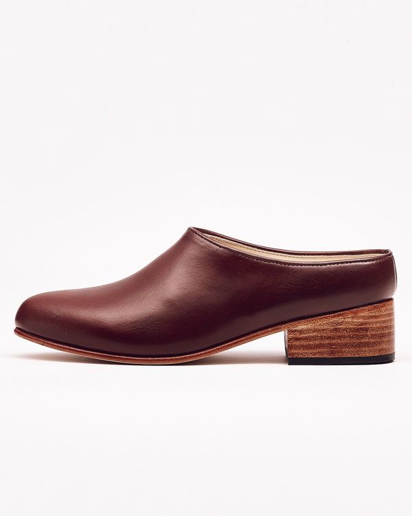 Nisolo Sofia Slip-On Brandy 5 for 5 Nisolo Sofia Slip-On Brandy 5 for 5