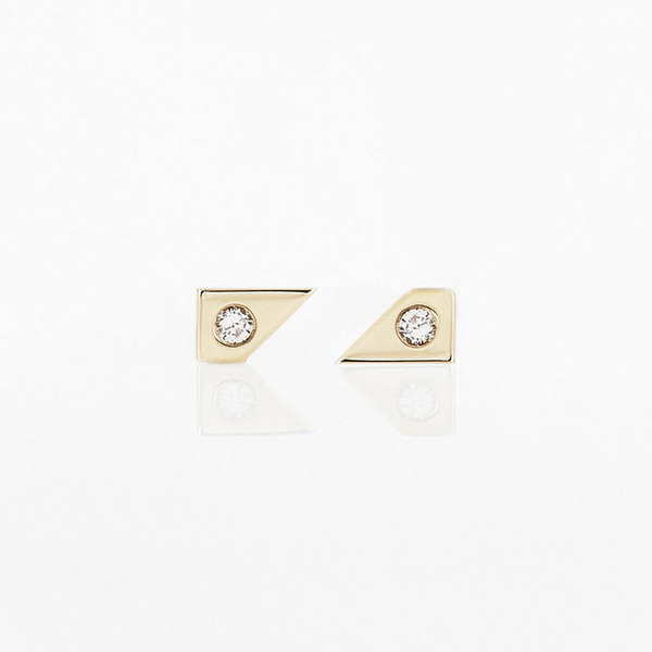 Tara 4779 Oblique Earrings No. 2 Gold Tara 4779 Oblique Earrings No. 2 Gold