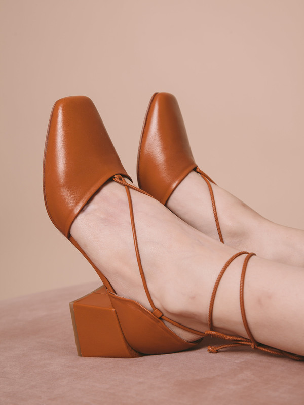 LOQ Lorente - Camel LOQ Lorente - Camel