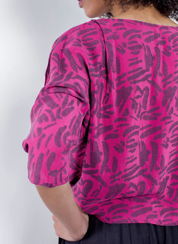 Seek Collective Martyna Top Magenta Brush Stroke Print Seek Collective Martyna Top Magenta Brush Stroke Print