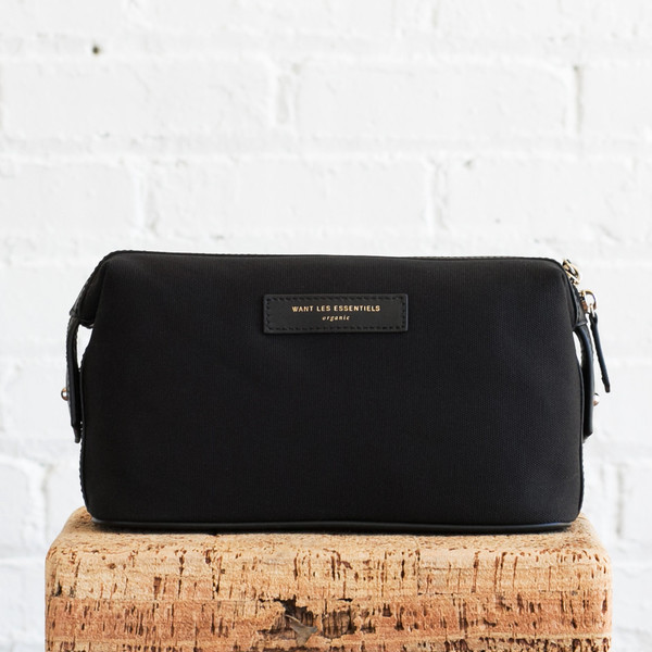 Want Les Essentiels Kenyatta Dopp Kit Want Les Essentiels Kenyatta Dopp Kit