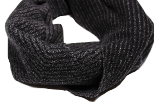 Quinn Jacquard Snood in Black Quinn Jacquard Snood in Black