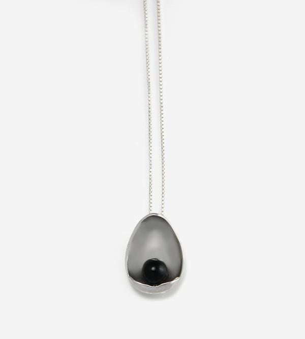 Luz Ortiz Onyx Sea Necklace Luz Ortiz Onyx Sea Necklace