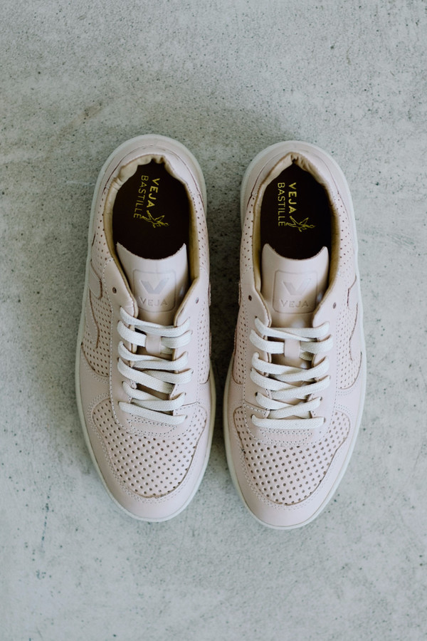 VEJA V-10 Nude VEJA V-10 Nude