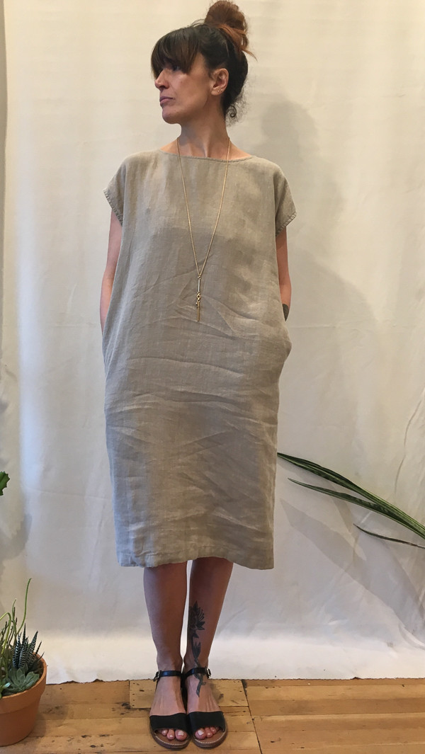 Black Crane back slit open dress Black Crane back slit open dress