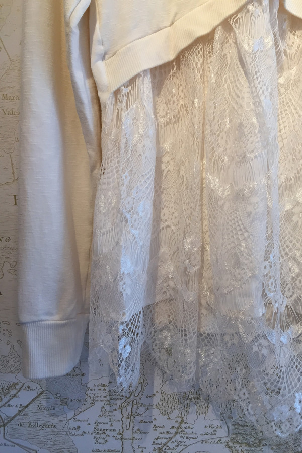 Clu Sweatshirt with lace back Clu Sweatshirt with lace back