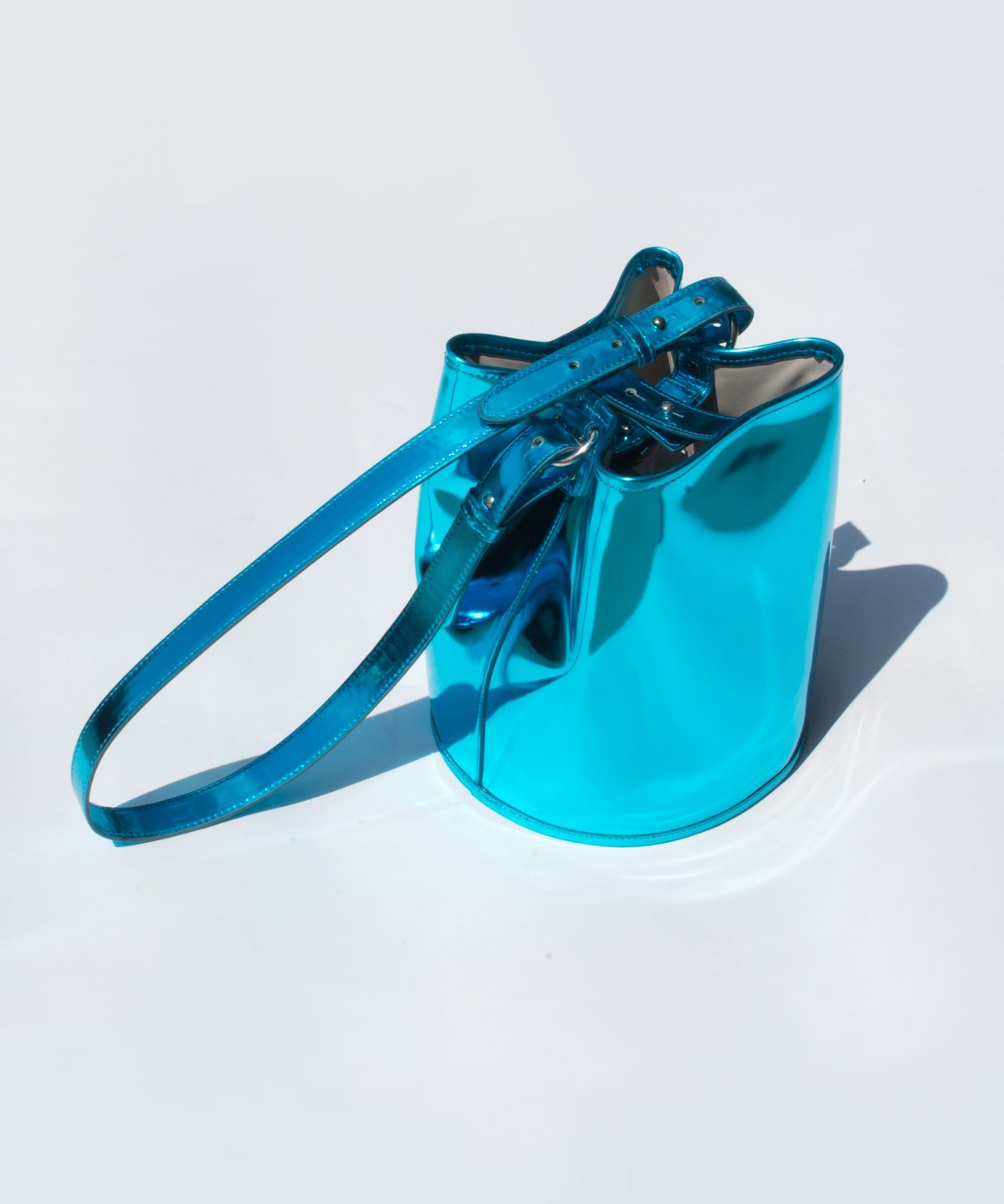 creatures of comfort bucket bolsa