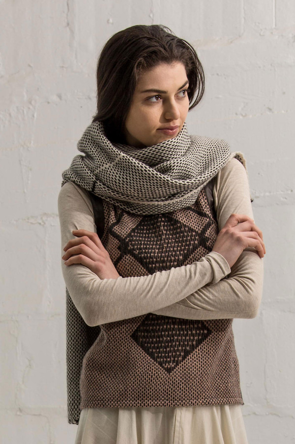 VOZ Lineas Wrap VOZ Lineas Wrap