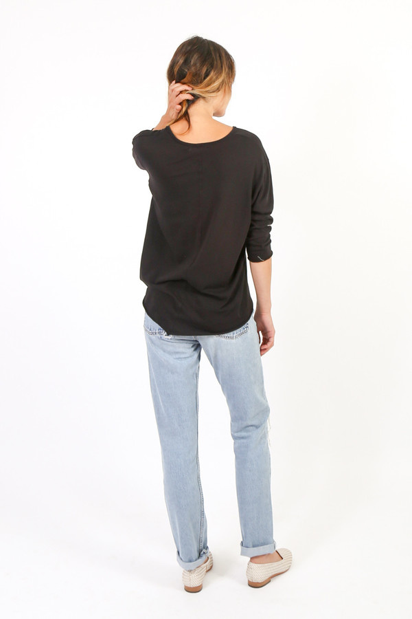 Black Crane Back Seem Long Sleeve Black Crane Back Seem Long Sleeve