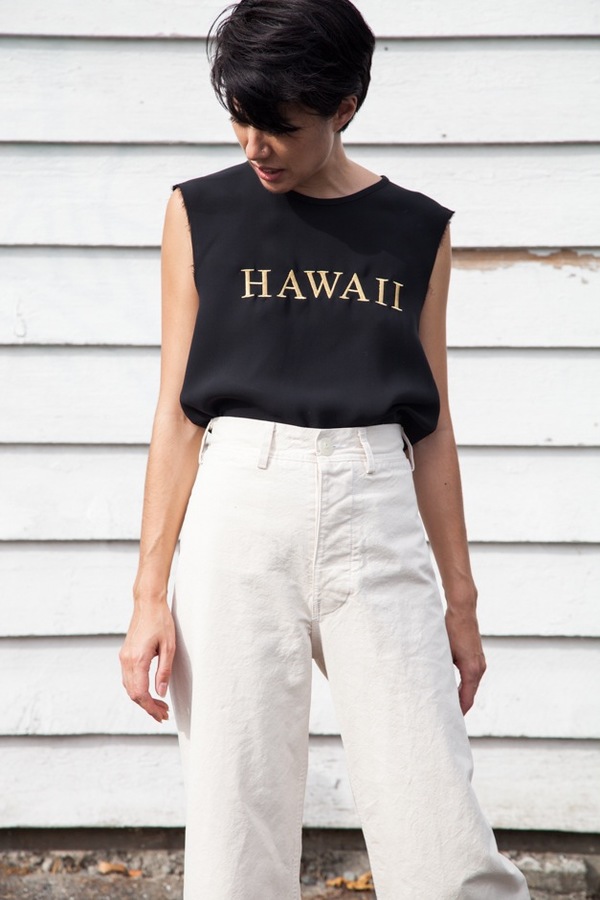 Creatures of Comfort Getaway Tee | black / gold Creatures of Comfort Getaway Tee | black / gold